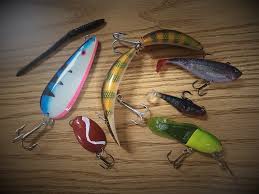 Does Fishing Lure Color Really Matter
