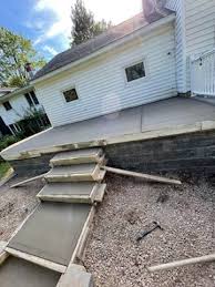 can concrete steps be resurfaced