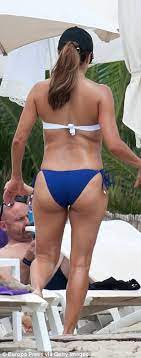 Eva Longoria Body Type Two - Sun Day