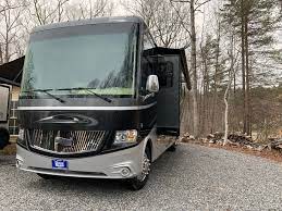 2016 newmar canyon star 3921 toy hauler