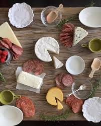 how to make a perfect charcuterie board