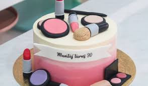 makeup ombre cake
