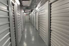 self storage units near 4114 n central