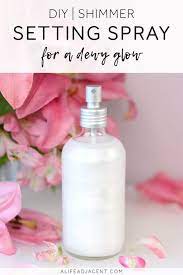 diy shimmer setting spray for a pearly