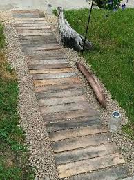 Make A Walkway Using Reclaimed Pallet Wood