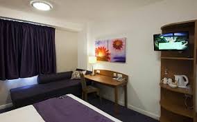 The premier inn docklands (excel) is a modern property close to both the excel centre and london city airport, and within a few minutes by road from the docklands/canary wharf area. Hotel Premier Inn London Docklands Excel London 3 United Kingdom From 155 Hotelmix