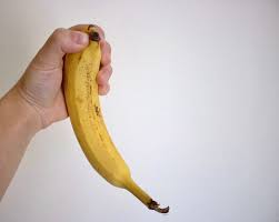 A banana peel from a correctly opened banana can resemble a fountain, a squid or a palm tree. You Ve Been Peeling Bananas Wrong Your Whole Life And It S Time To Stop