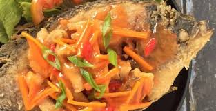 Tingkat pedasnya juga bisa disesuaikan dengan seleramu. Gambar Ikan Gurame Asam Manis Pedas Resep Gurame Asam Manis Pedas Oleh Relia Rizka Cookpad Jevt Online