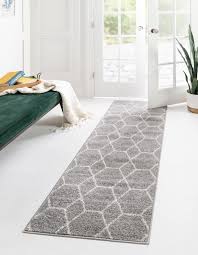 geometric trellis frieze rug light gray