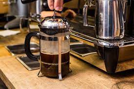 But that difference does not mean that it does not make great coffee. French Press Vs Pour Over Which One Is Better