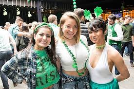 The most notable body of water that was dyed green was the chicago river in 2005. St Paddy S Day Parties In Chicago 2020 Tickets Tables Packages
