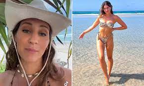 OnlyFans star claims she was kicked out of Stradbroke Island Beach Hotel |  Daily Mail Online