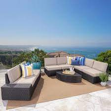 Wicker Outdoor Sectional And Table Set