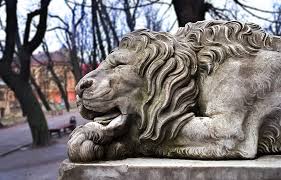 Powerfull Sculpture Of Stone Lion In