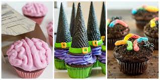 These halloween cupcake decorations are very easy ideas which you can repeat in your kitchen in the style of halloween. 16 Easy Halloween Cupcake Recipes Halloween Cupcake Decorating Ideas