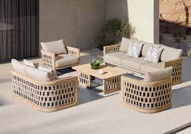 Commercial Outdoor Furniture Contract
