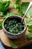 What does mint sauce taste like?