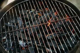 to clean rusty charcoal grill grates