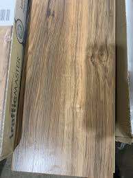 plank laminate flooring