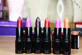 makeup revolution amazing lipstick 4 gr