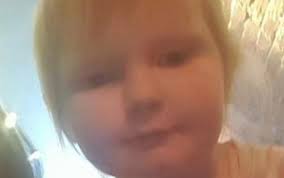 Ed sheeran has revealed that his daughter, lyra antarctica, has a very famous godparent, while also explaining the meaning behind her unusual middle …. Shape Of Nope Ed Sheeran Addresses Photo Of Baby That Looks Exactly Like Him Vanyaland
