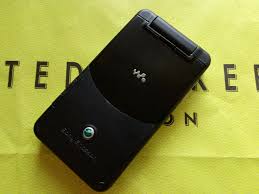 Get basic phones from verizon to stay in touch. Unreleased Sony Ericsson W707 Prototype With Unique Button Display Surfaces Gsmarena Com News