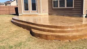 benefits of a concrete patio vs wood