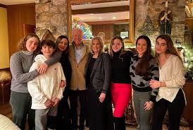 Oftentimes the family trees listed as still in progress. Biden Christmas Card Controversy On Social Media Without Hunter Bloomberg