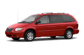 2005 Chrysler Town Country Pictures