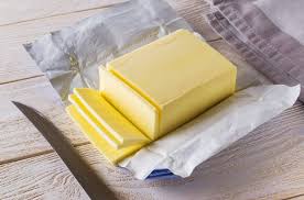 Jak rozpoznać zjełczałe masło?
