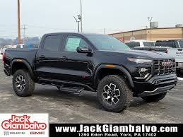 new 2023 gmc canyon at4x crew cab in