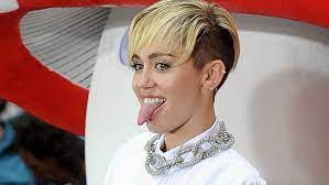what miley cyrus tongue says about her