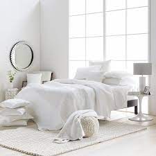 19 beautiful white bedroom decor ideas