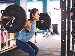 Banded squats, banded deadlifts, banded bench press, and banded military press, you can take your power and explosion to the next level (it's all about eliminating those strength curves!). Banded Squats Benefits And 9 Ways To Do Them