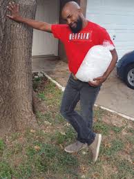 Netflix and chill costume diy. Last Minute Halloween Costume Of 2015 Netflix And Chill Gq