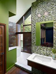 Déco reposante et tendance en vert pour la salle de bain | Design Feria