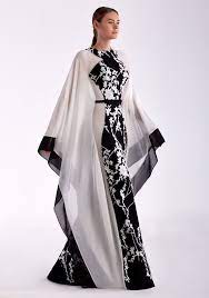 We did not find results for: Edward Arsouni Floral Black White Evening Gown Hk Designer Bridal Room