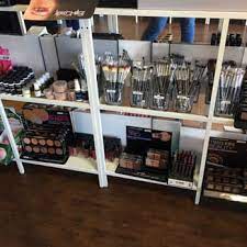 simply glam makeup studio closed 25
