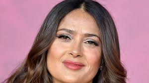salma hayek goes makeup free in au