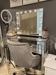hollywood mirror makeup vanity