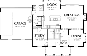 Federal Style Plan With High Ceilings