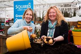 charlie dimmock revisits squire s