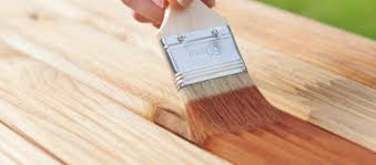 Decking kayu ulin untuk kebutuhan outdoor ada jenis Mau Barang Kayu Tahan Air Dan Cuaca Gunakan Plitur Ini Crona