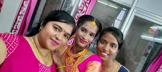 bridal makeup artists in vakaranur