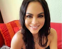 Natalia alexandra gutiérrez batista (born december 10, 1986), better known by her stage name natti natasha, is a dominican singer and songwriter.she was signed to don omar's label orfanato music group.her debut ep, all about me, was released on march 28, 2012, by orfanato music group. From Hook Girl To Powerhouse How Natti Natasha Became The Most Watched Female On Youtube Belatina