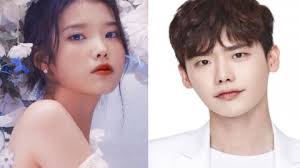 1 year of lee jong suk and iu s public