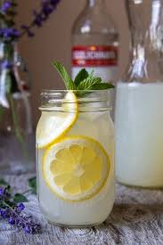 5 minute vodka lemonade single serving