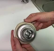 How To Replace A Kitchen Sink Strainer