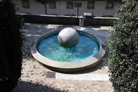 Giardino Fountain Review Of Fontana