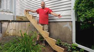 how to cut deck stair stringers more